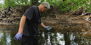 Hunderte Tonnen Salz in Flüsse eingeleitet